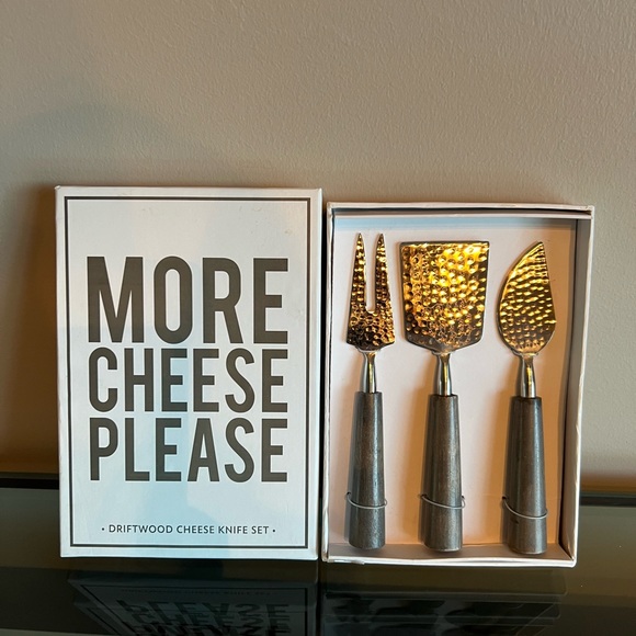 Driftwood cheese knife set of  three. Get ready for football parties! - Picture 4 of 4
